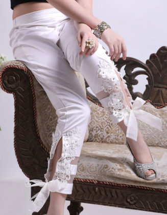Off White Solid Pants With Lace At Bottom – FusionBeats.in