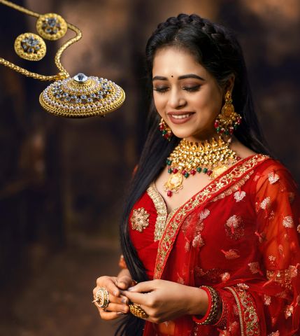 Elevate Your Look with Exquisite Indian Jewellery